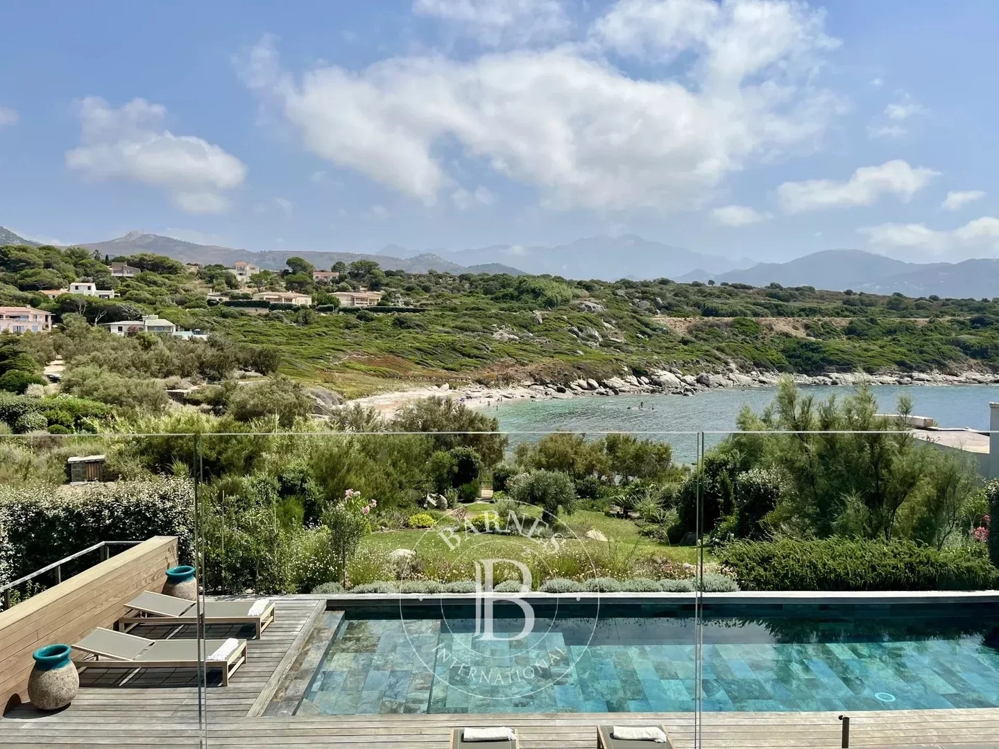 1 - vendita casa fronte mare corbara corsica settentrionale francia