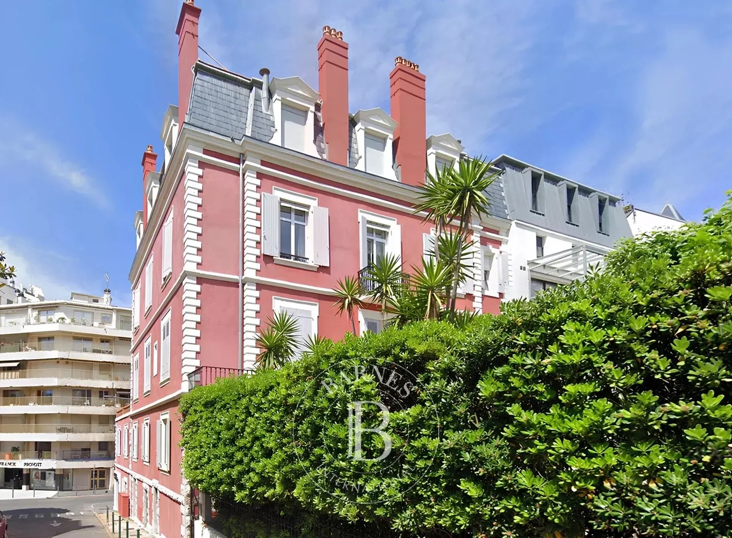 1 - beach walk apartment for sale in biarritz - côte basque pyrénées-atlantiques - côte basque france