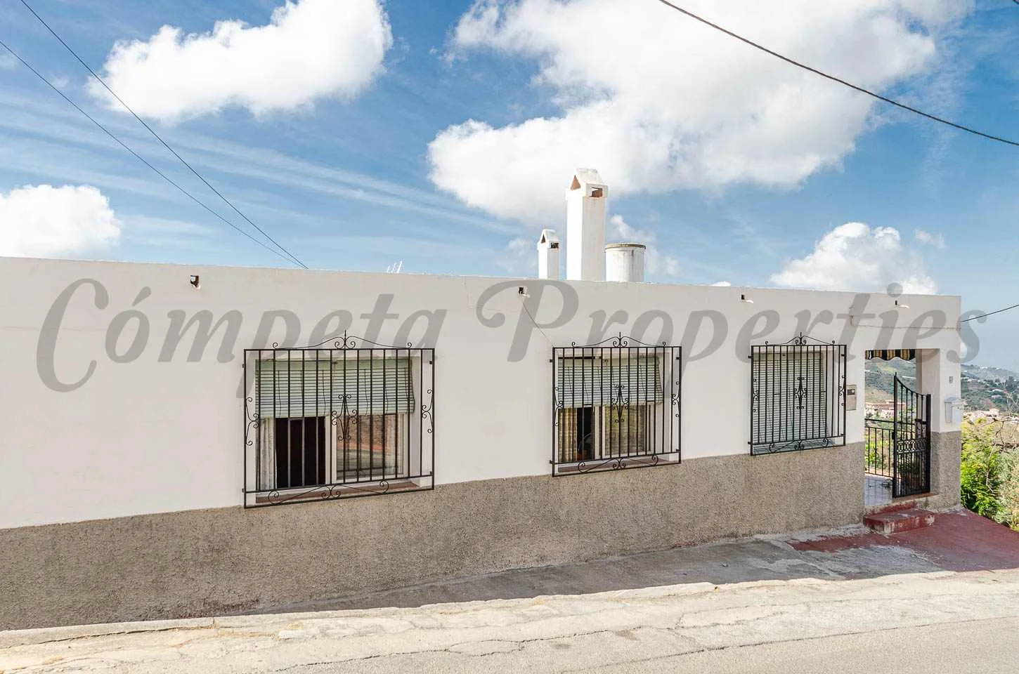 2 - house for sale in competa andalusia spain