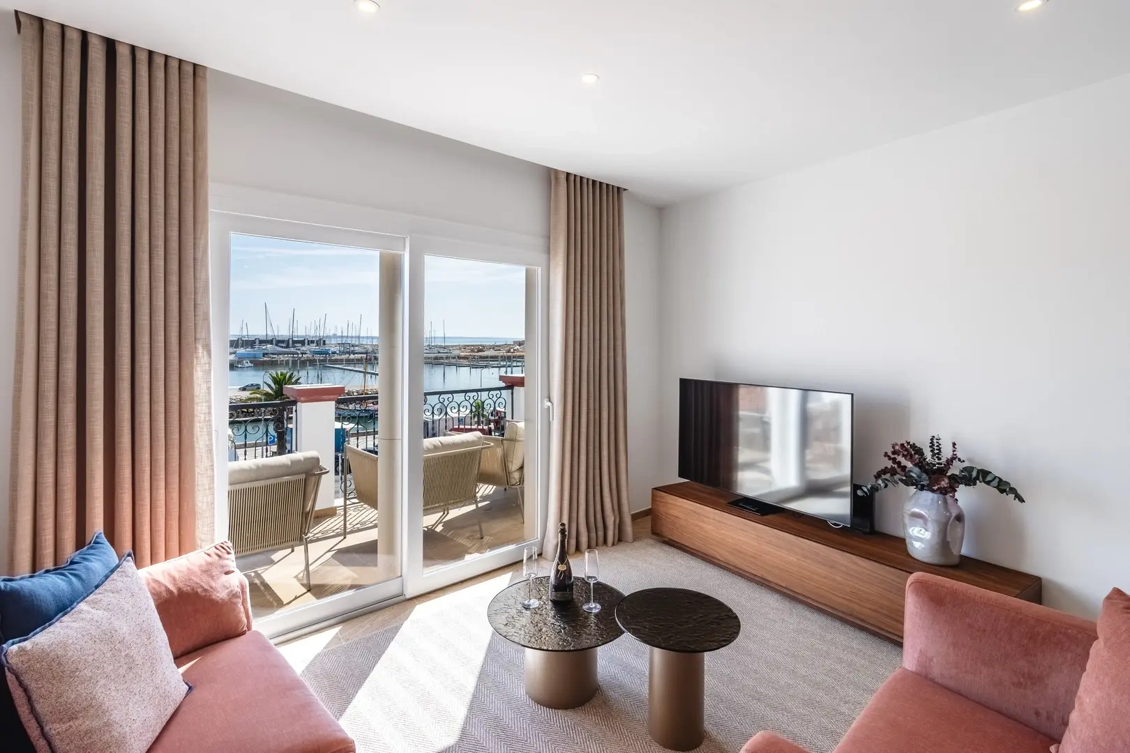 1 - apartment for vacation rentals in lagos algarve portugal