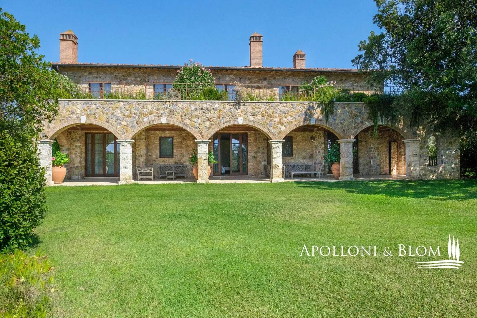 2 - verkoop landgoed massa marittima tuscany italië