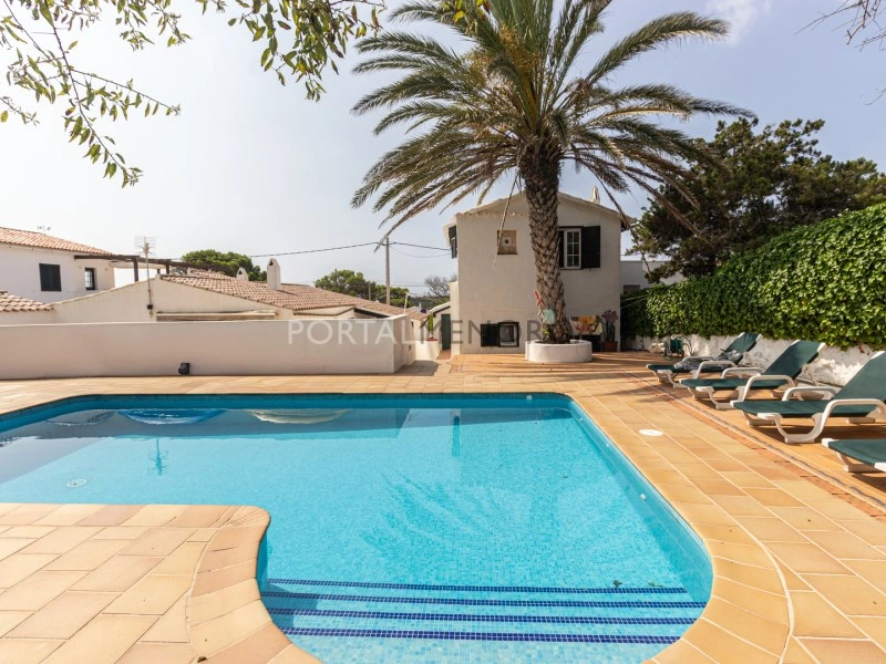 Casa con piscina