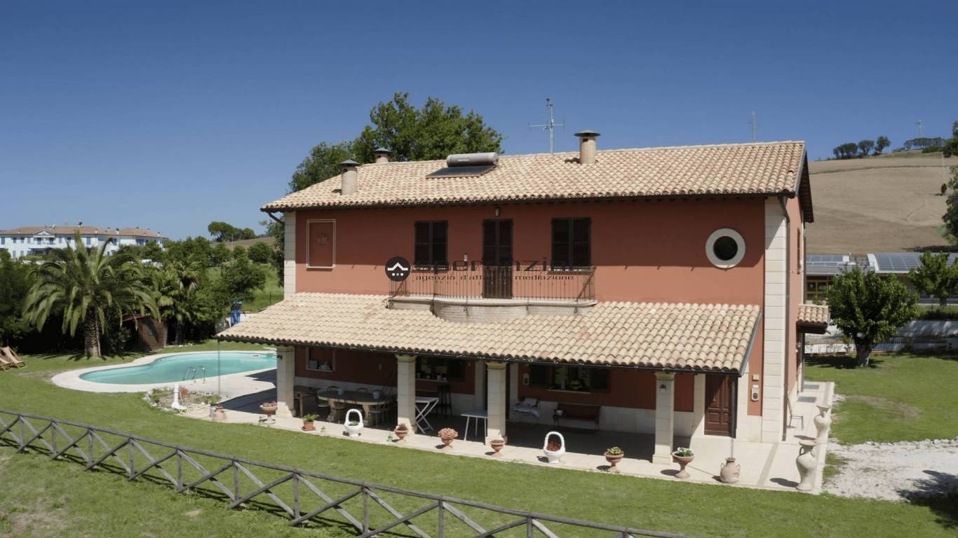 2 - venda casa fossombrone marcas itália