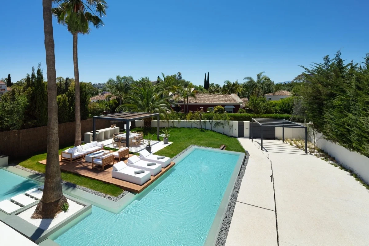 1 - verkoop villa nueva andalucia andalusië spanje