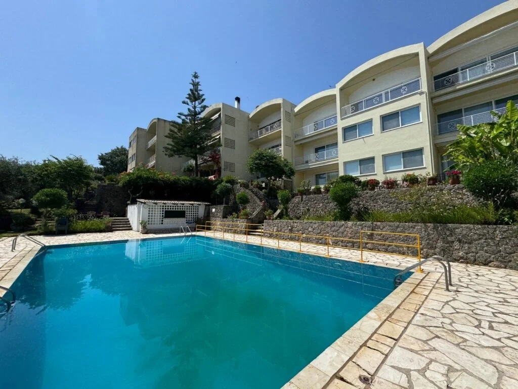 2 - vente appartement vue mer mesongí îles ioniennes grèce