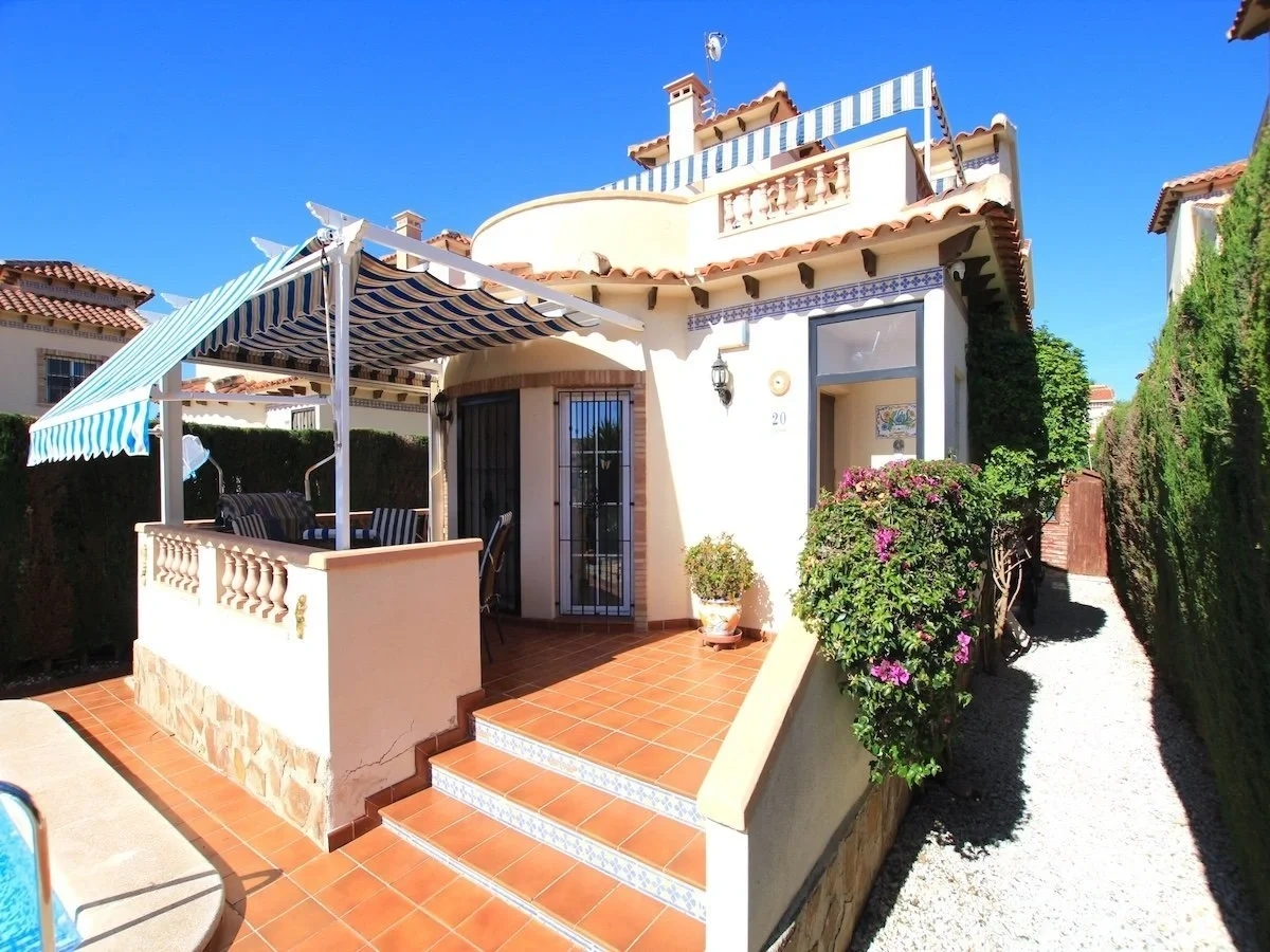 2 - venta villa guardamar del segura comunidad valenciana españa