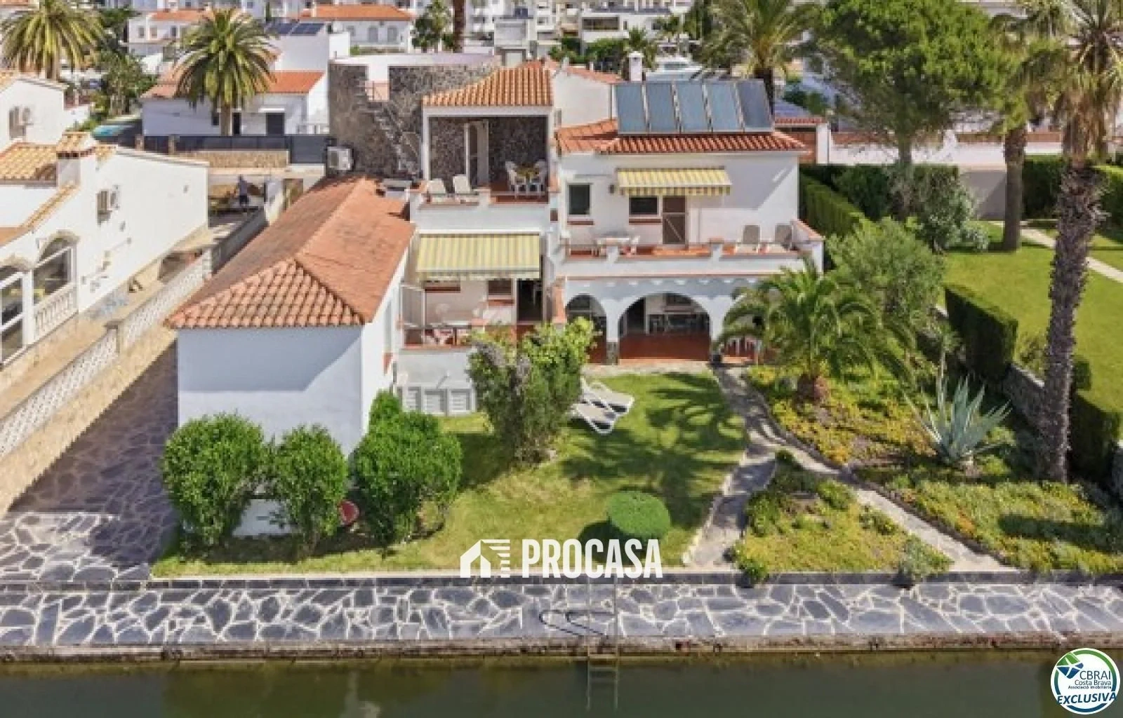2 - house for sale in roses catalonia spain