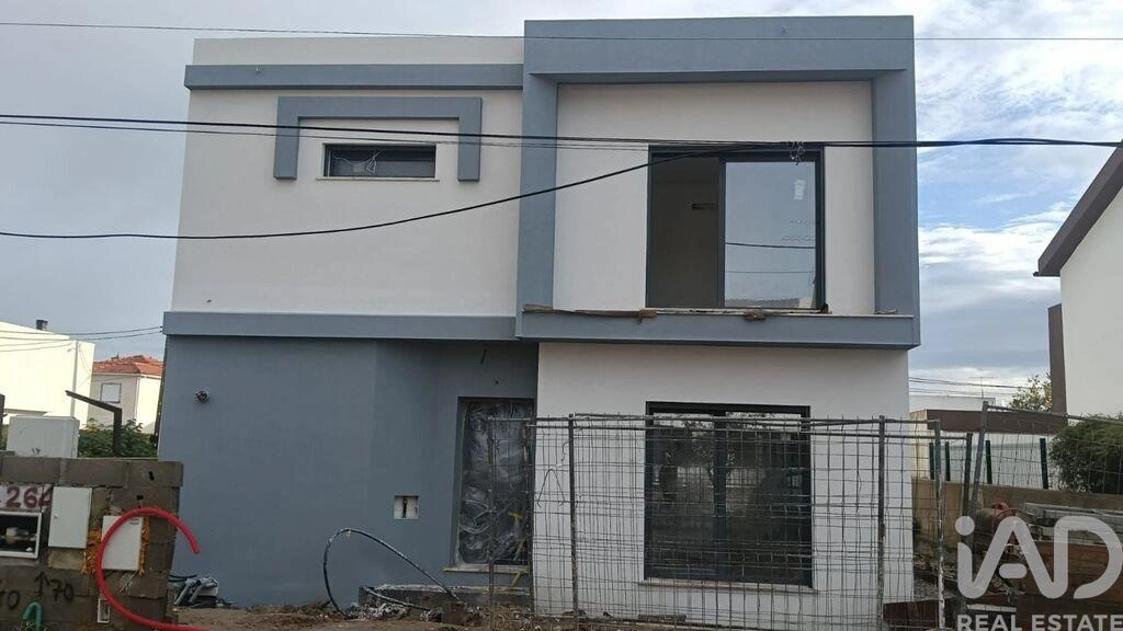 2 - venta casa charneca de caparica región de lisboa portugal