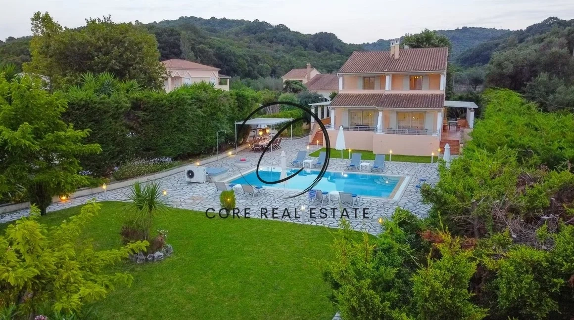 2 - venda casa frente ao mar kassiópi ilhas jónicas grécia