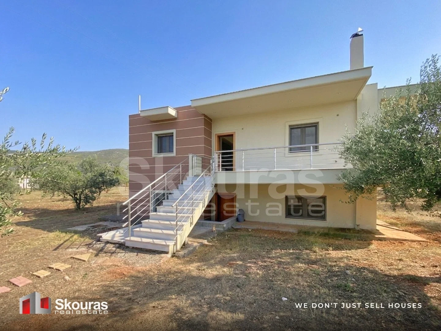2 - vente maison athíkia péloponnèse grèce