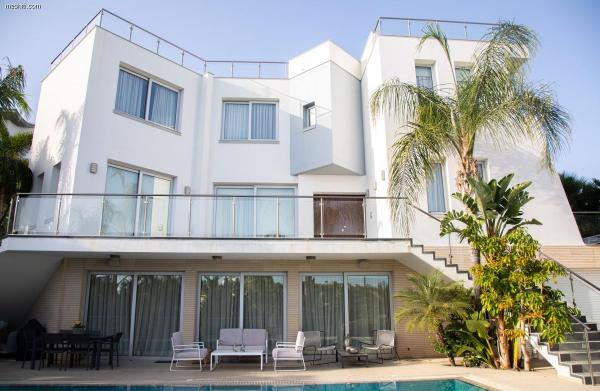 1 - sea view house for sale in limassol limassol cyprus