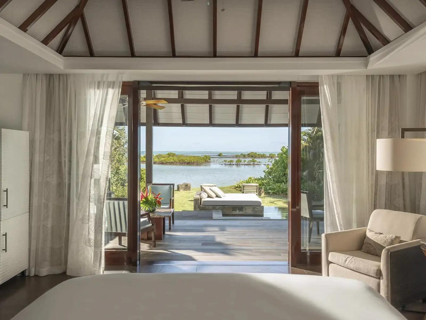 1 - waterfront house for vacation rentals in beau champ flacq mauritius