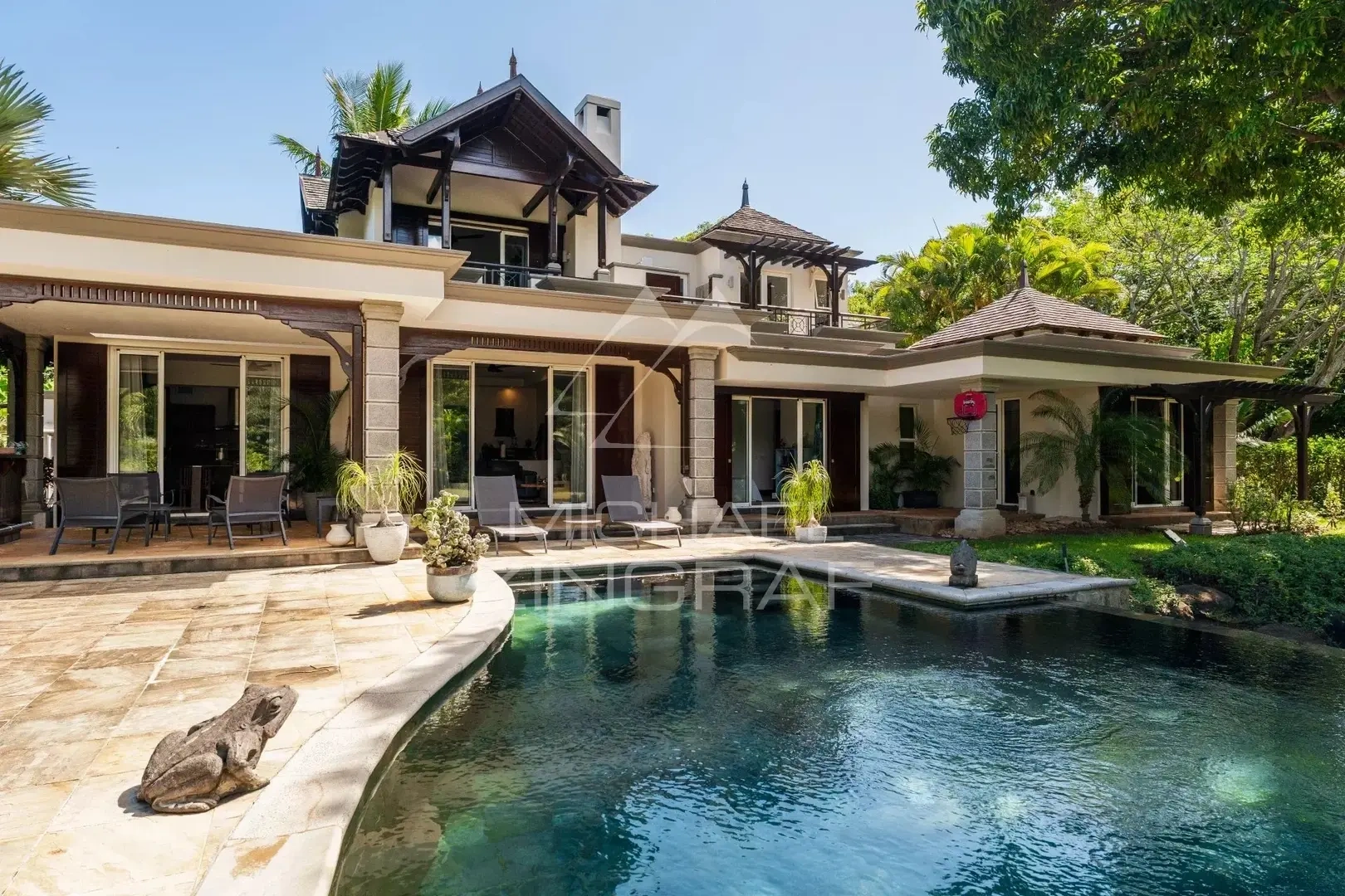 Maison avec piscine