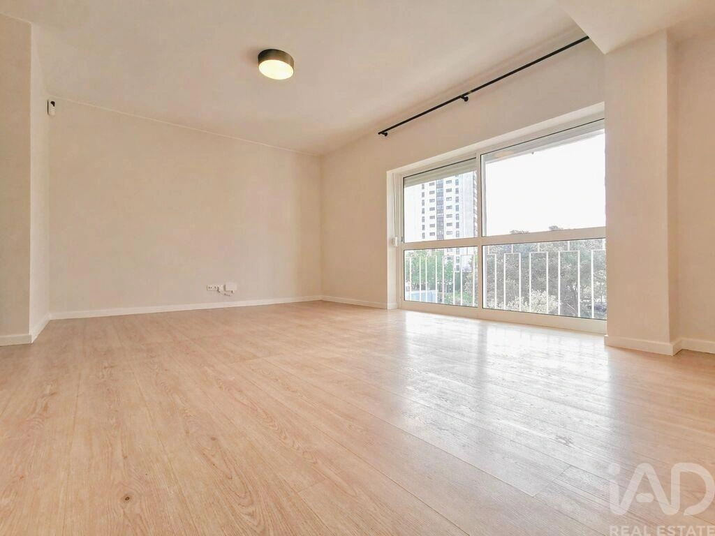 2 - apartment for sale in cascais lisbon region portugal