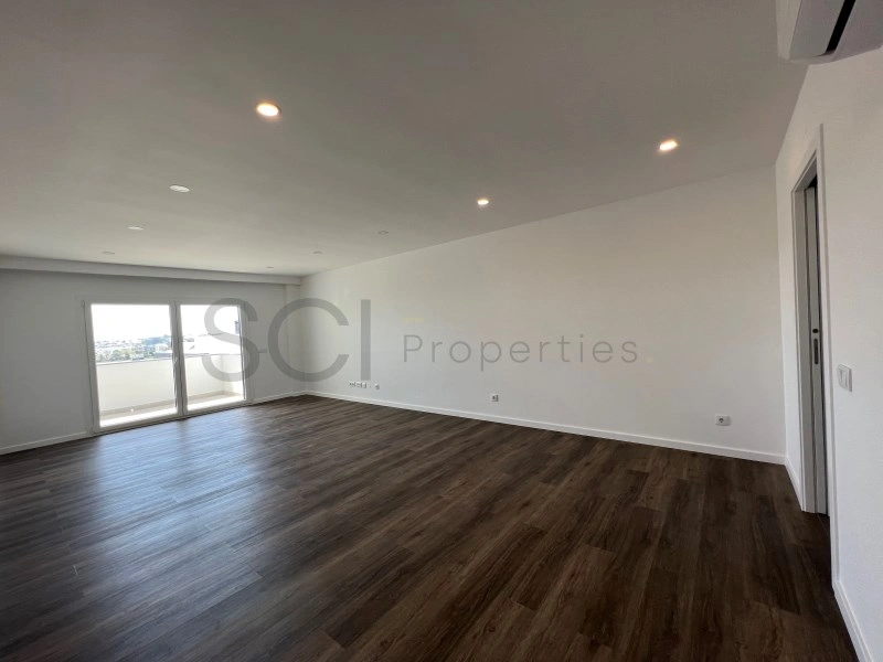 2 - apartment for sale in corroios lisbon region portugal