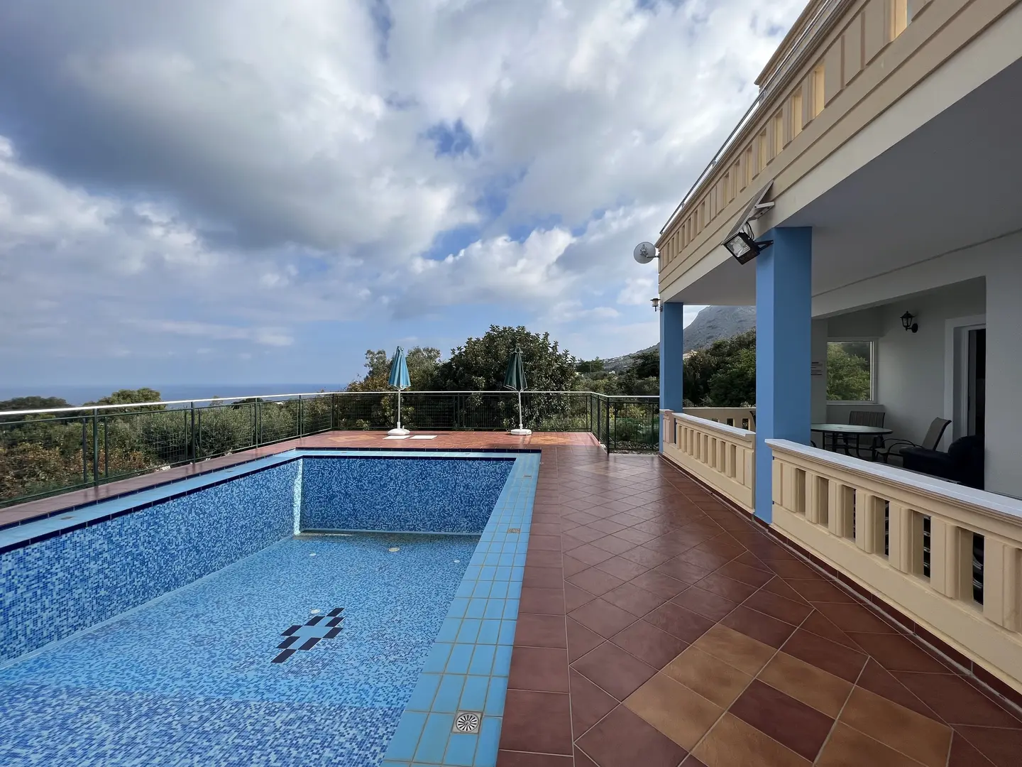 2 - vente maison vue mer kampiá crète grèce