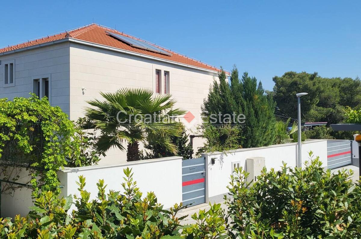 1 - venda casa vista de mar brač split-dalmácia croácia
