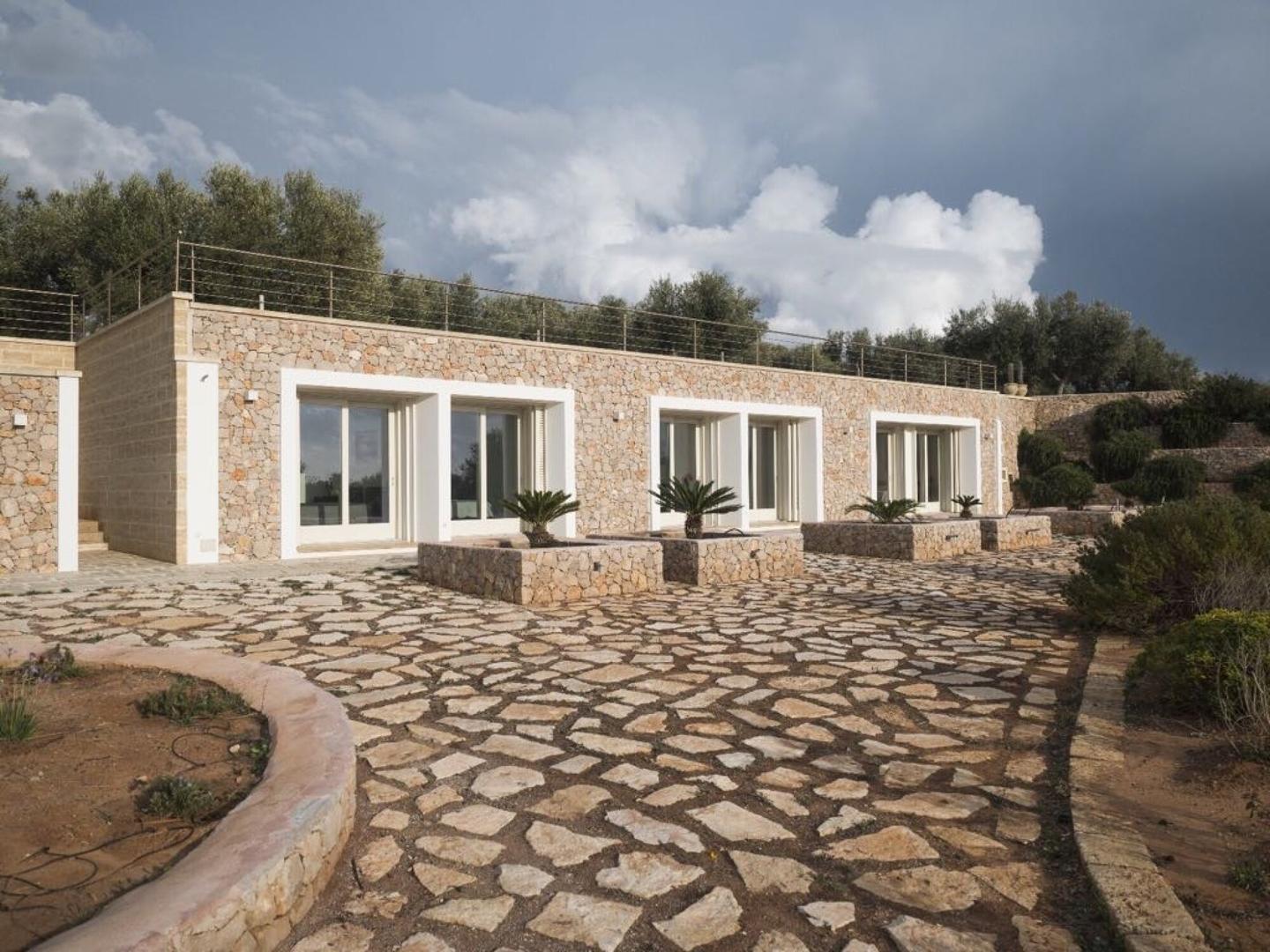 2 - vendita casa vista mare castrignano del capo puglia italia