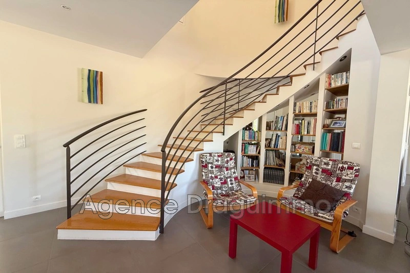 2 - venta casa draguignan var francia