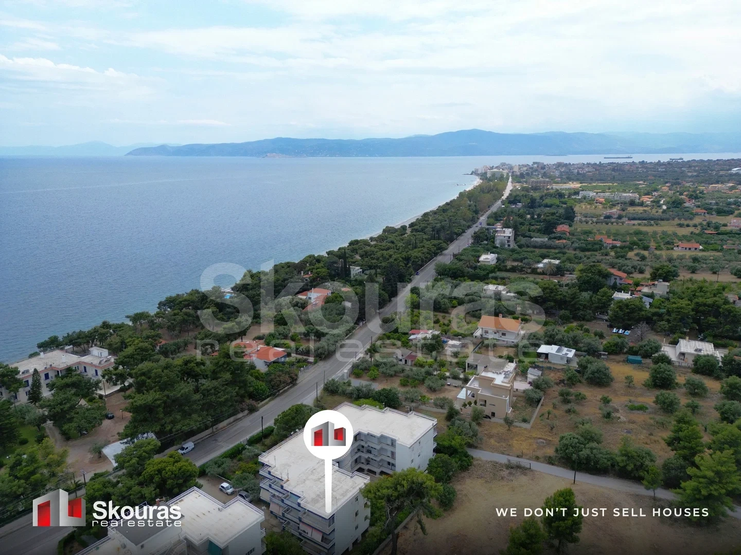 2 - venda apartamento frente ao mar ágioi theódoroi peloponeso grécia