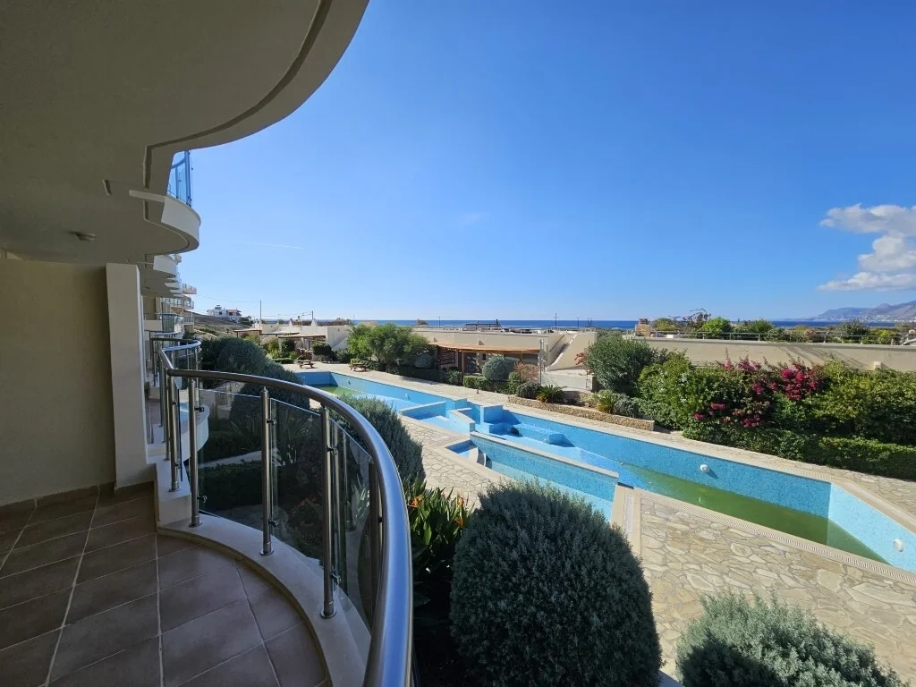2 - vente appartement vue mer lagkadás crète grèce