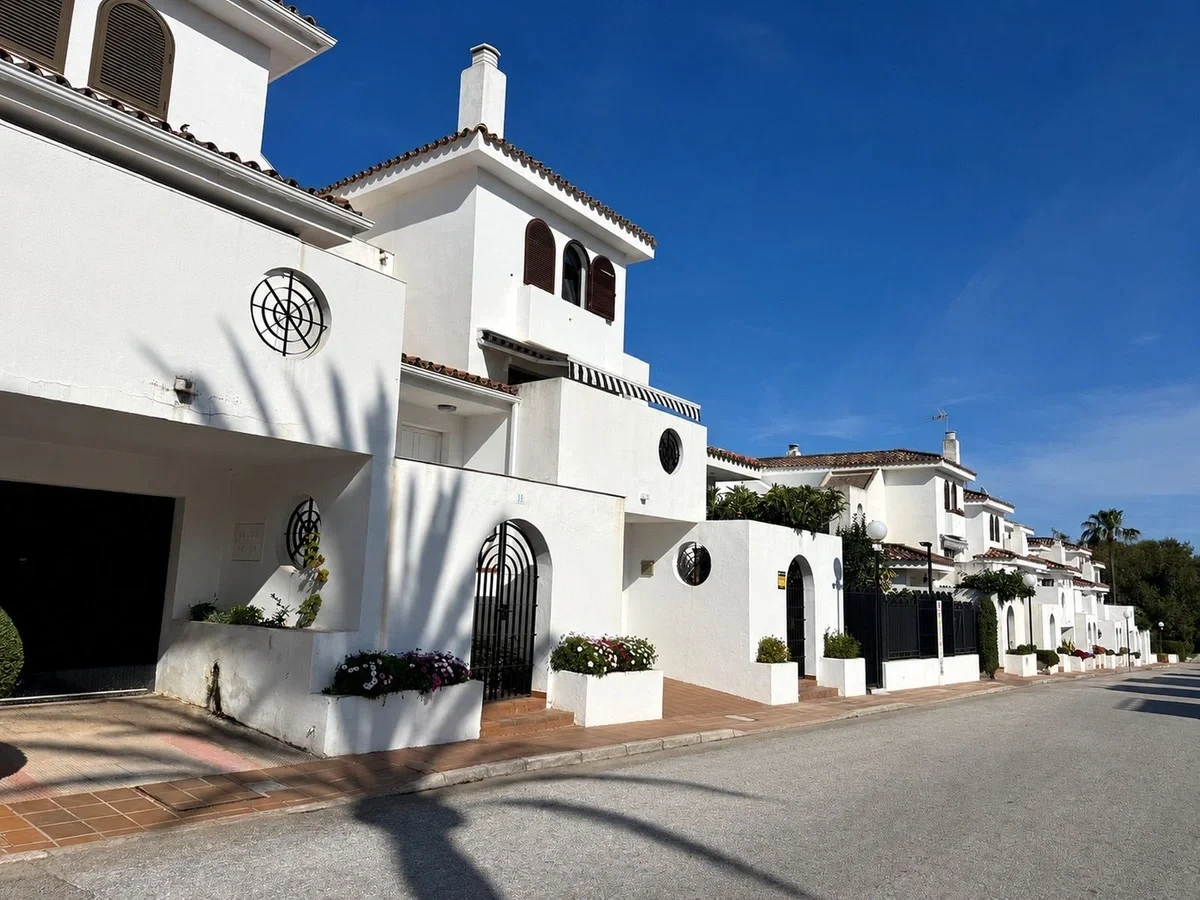 1 - venda casa a praia ao pé estepona - costa del sol andaluzia espanha