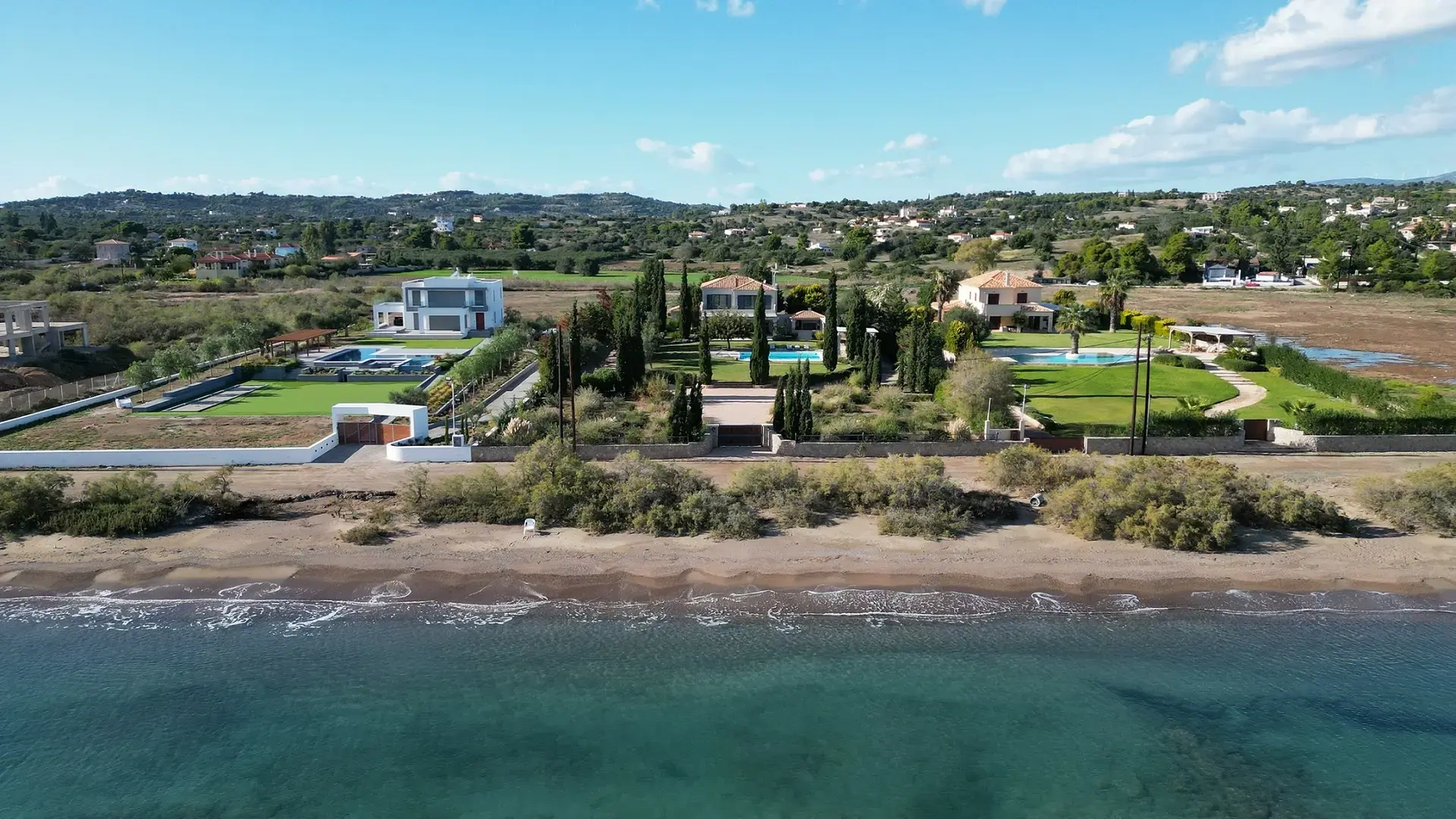 1 - vente maison pieds dans l'eau ermióni péloponnèse grèce