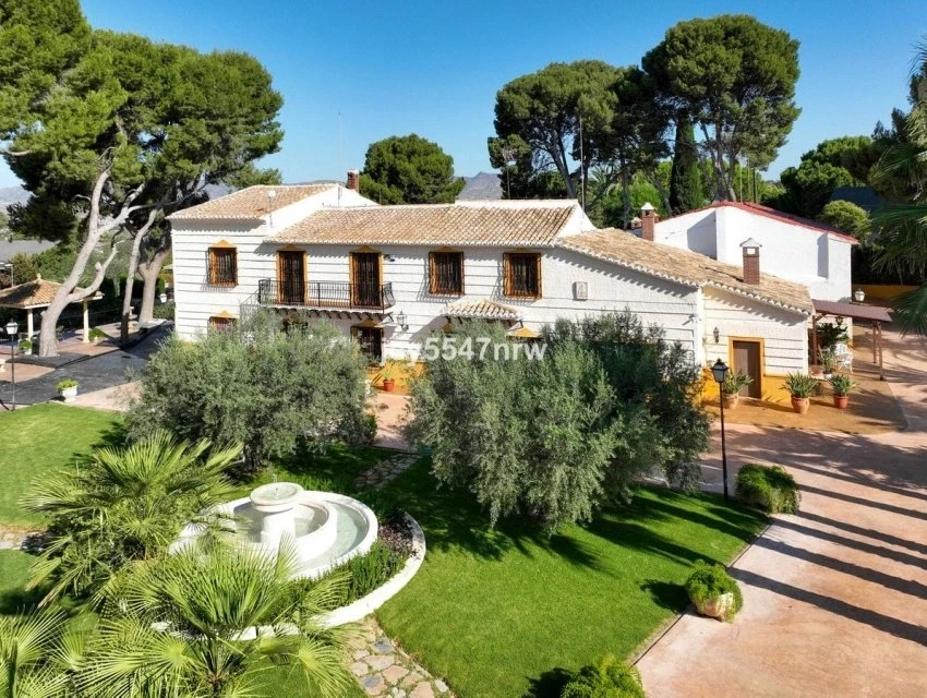 2 - villa for sale in elda valencian community spain