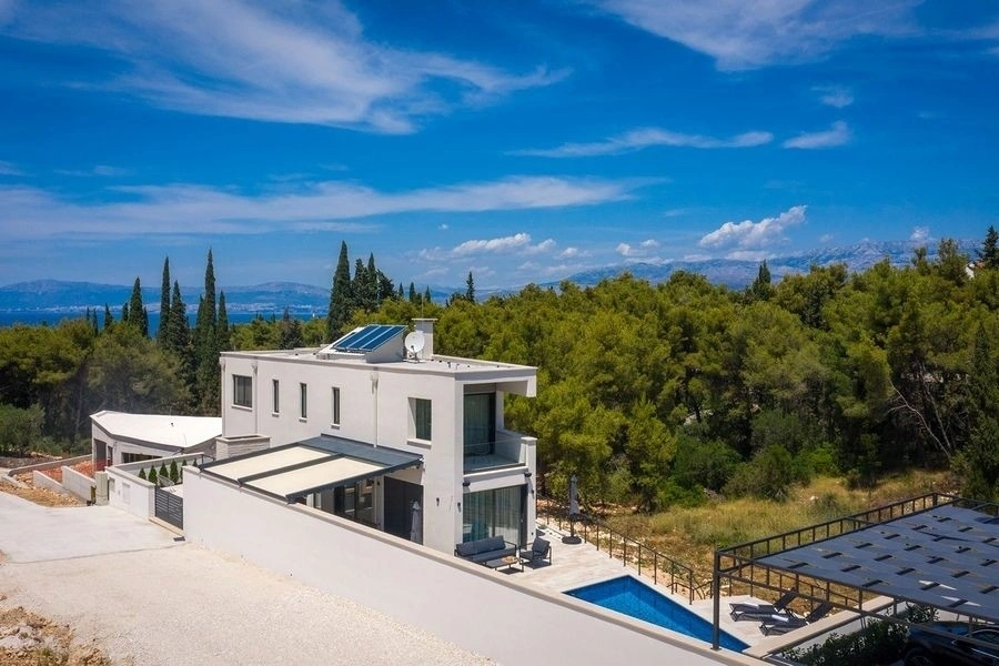 2 - sea view house for sale in brač split-dalmatia croatia