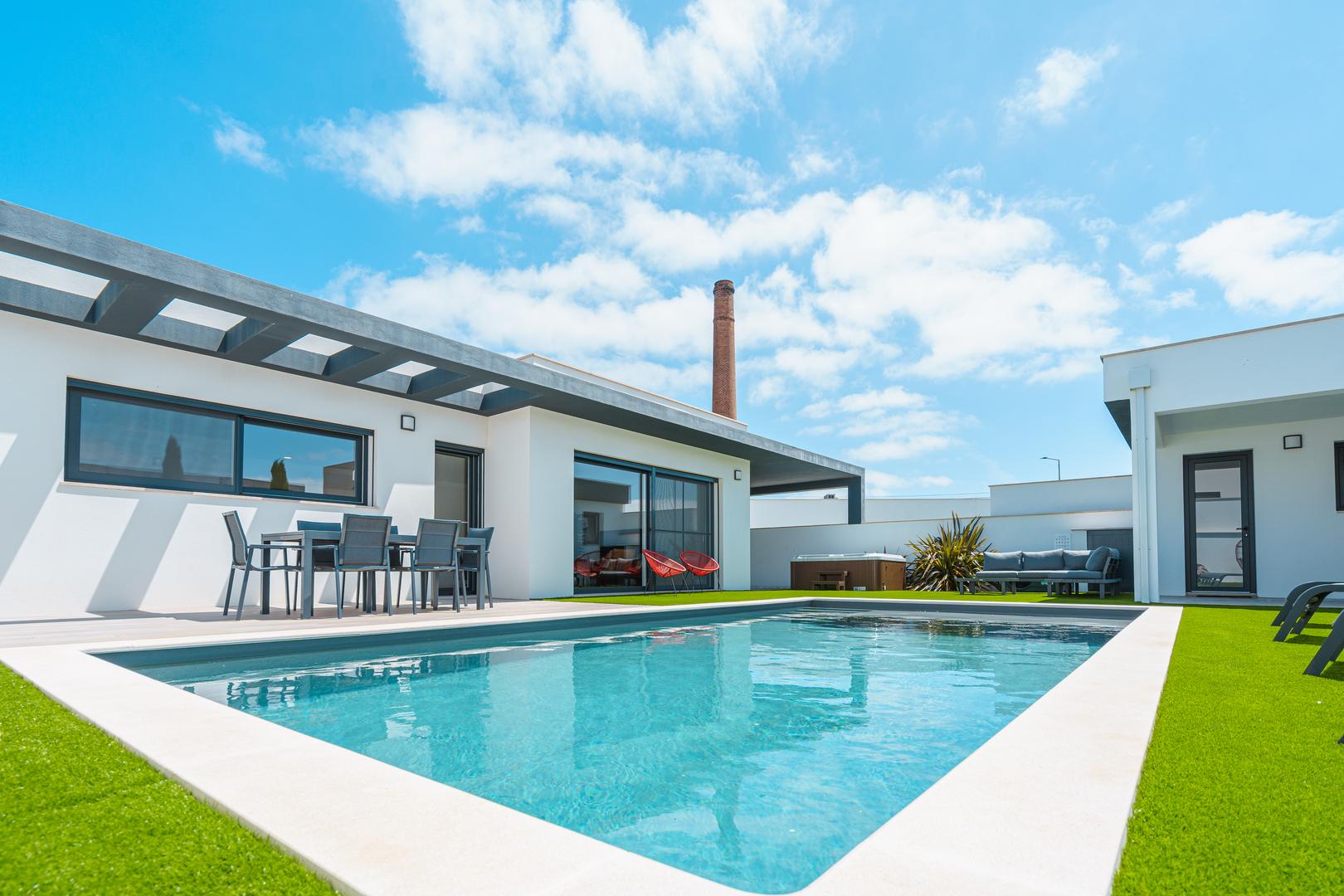 1 - beach walk house for vacation rentals in lourinhã centro region portugal