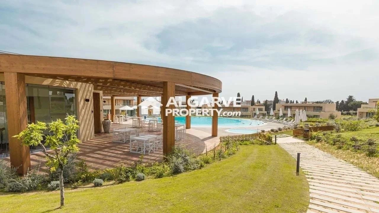 1 - venda apartamento a praia ao pé porches algarve portugal