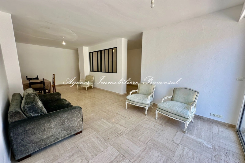 1 bedroom apartment with terrace
