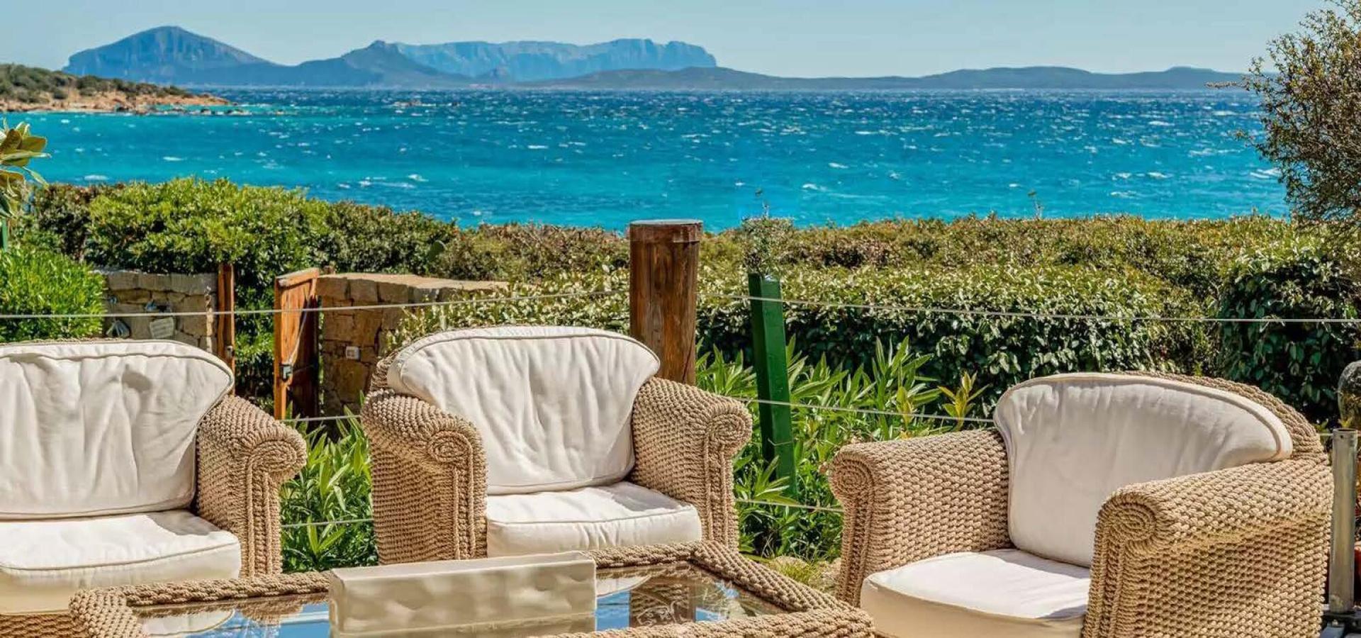 2 - vente propriété pieds dans l'eau arzachena sardaigne italie