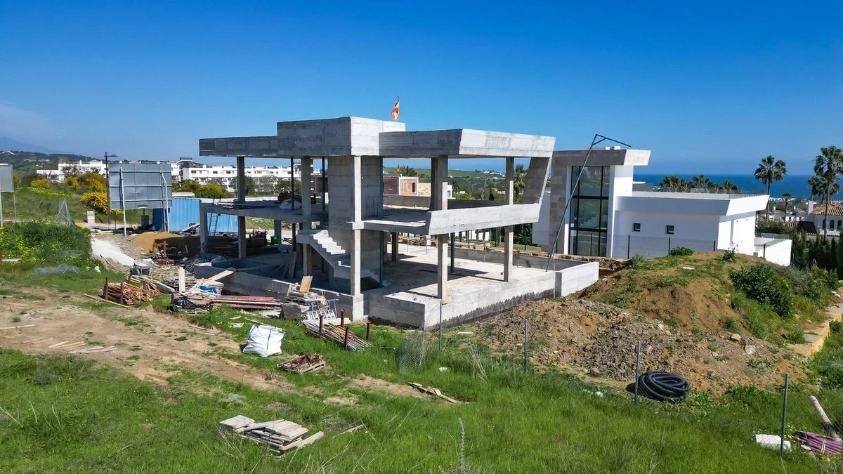 2 - sea view house for sale in estepona - costa del sol andalusia spain
