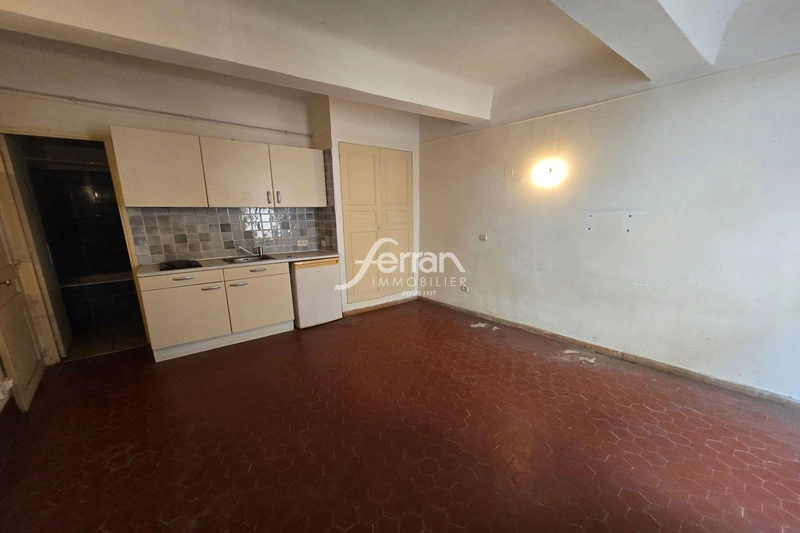 1 - verkauf wohnung salernes var frankreich