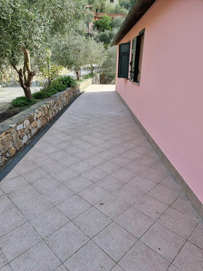 2 - venta casa imperia liguria italia