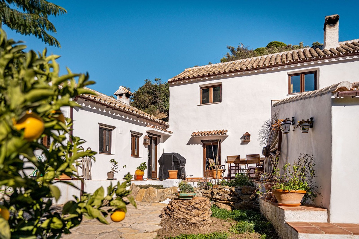 2 - verkauf anwesen casares - costa del sol andalusien spanien