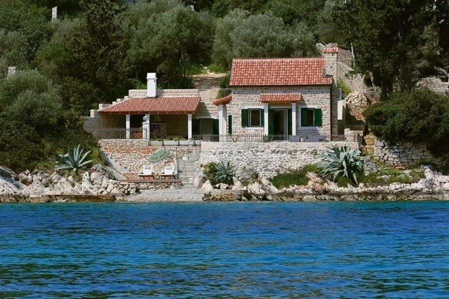 1 - vente maison pieds dans l'eau hvar split-dalmatie croatie