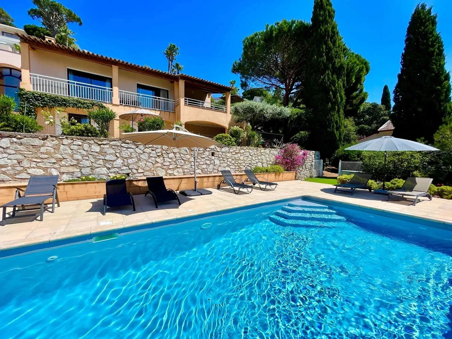 2 - affitto vacanze casa vista mare sainte-maxime var francia