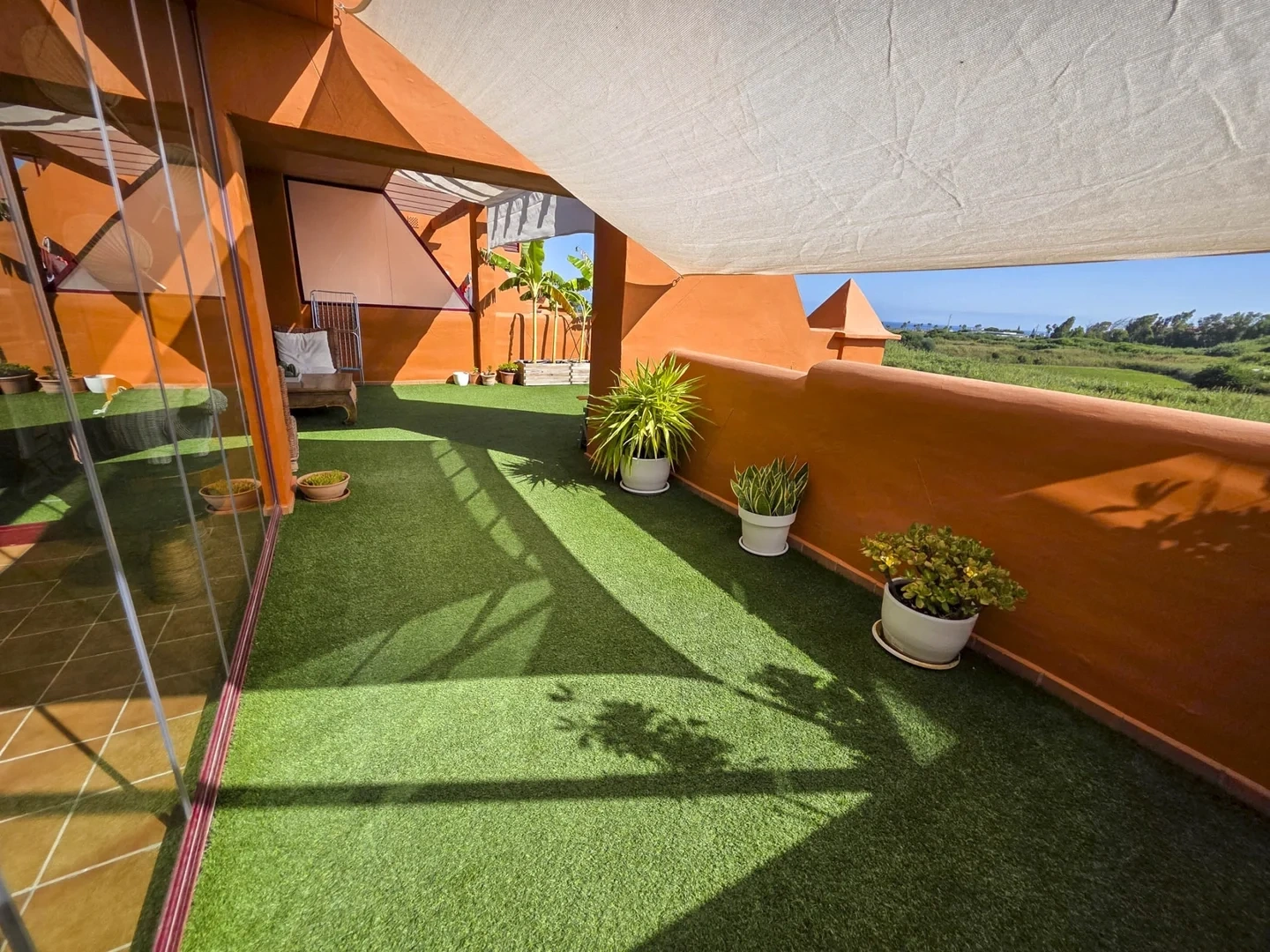 2 - verkoop appartement uitzicht op zee manilva andalusië spanje