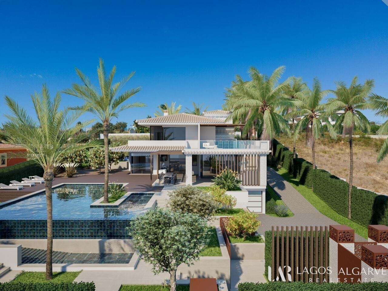 Casa vista al mar con piscina