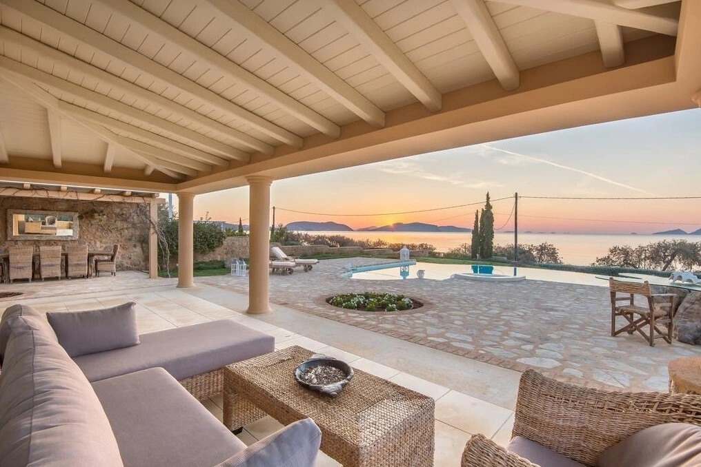2 - vendita casa vista mare ákra ververoúda peloponneso grecia