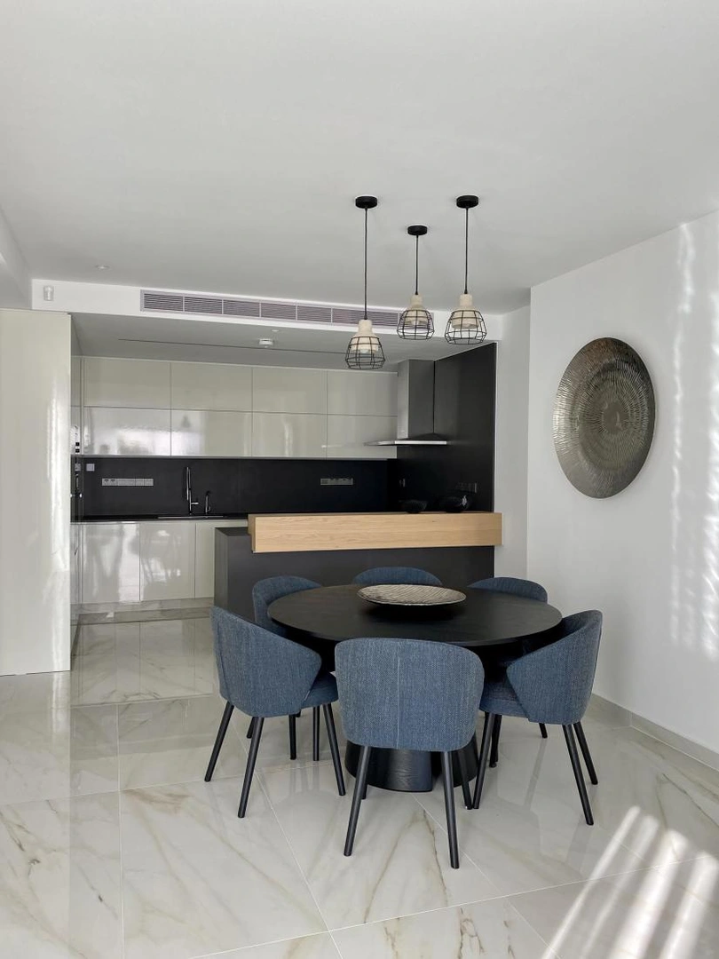 2 - venta apartamento a pie de playa yermasoyia limassol chipre