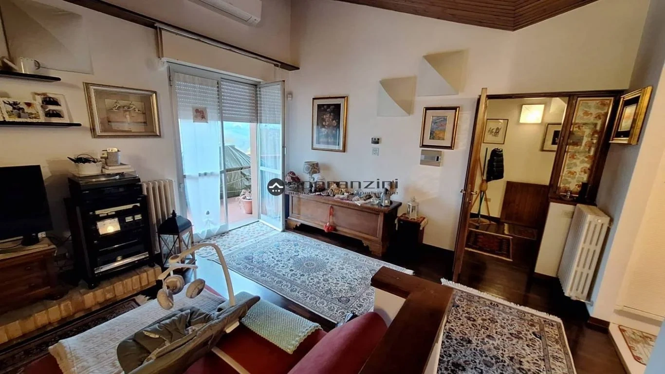 2 - venda apartamento colli al metauro marcas itália