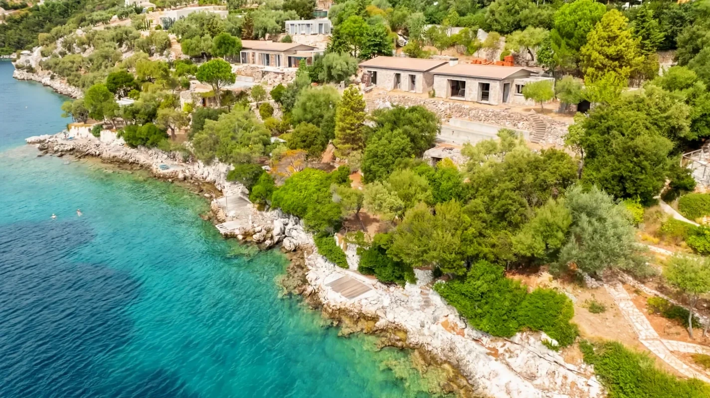 1 - vente propriété pieds dans l'eau lefkada îles ioniennes grèce