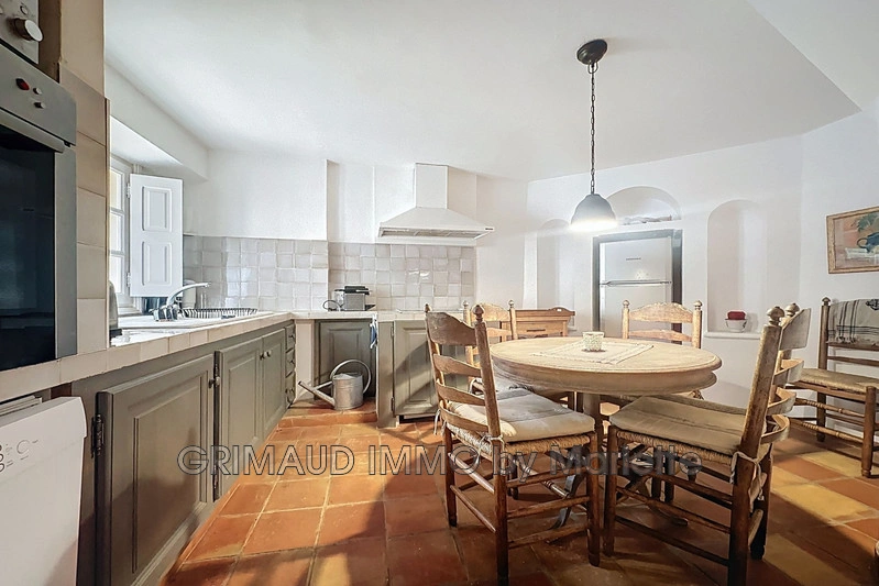 2 - verkoop huis grimaud var frankrijk