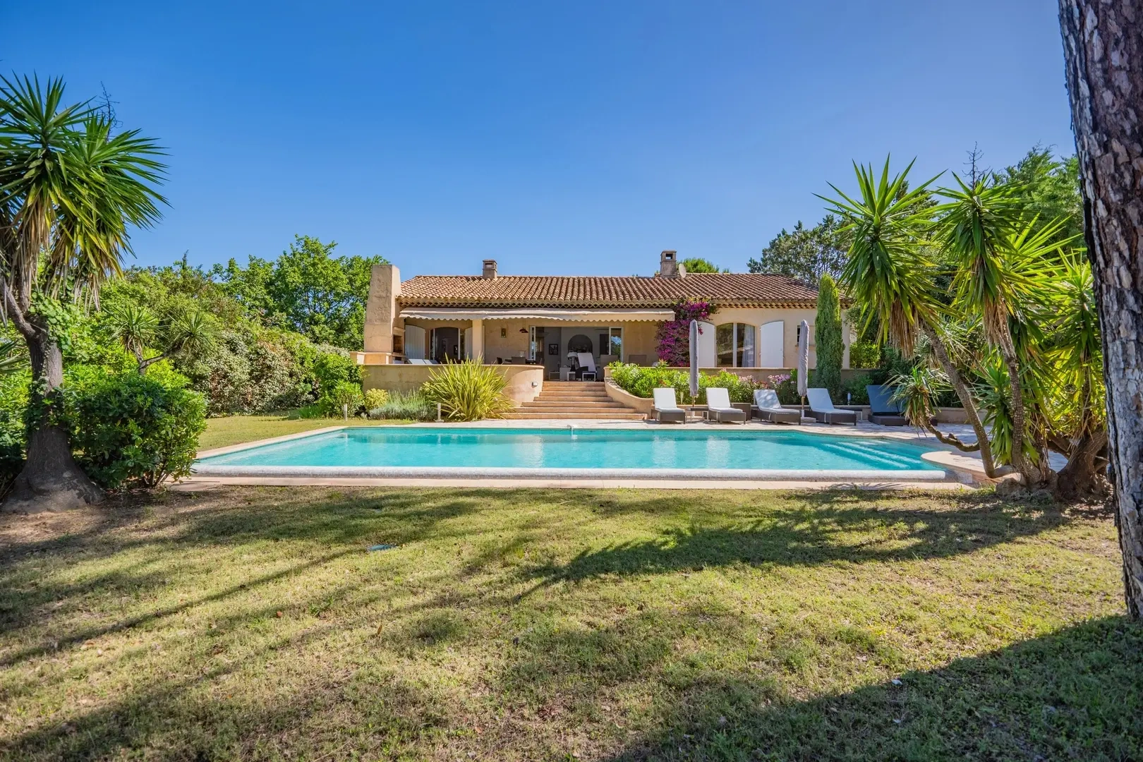 2 - affitto vacanze casa gassin var francia