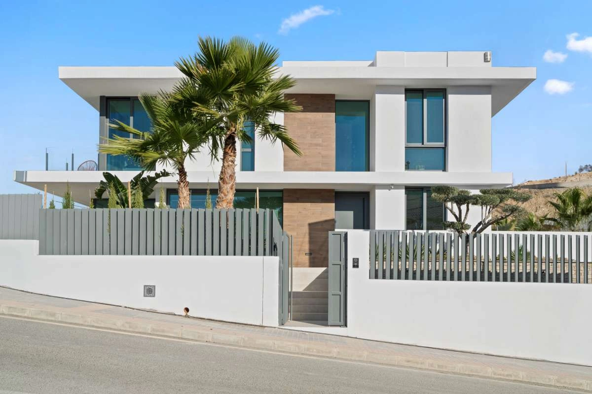 2 - venta villa frente al mar benidorm - costa blanca comunidad valenciana españa