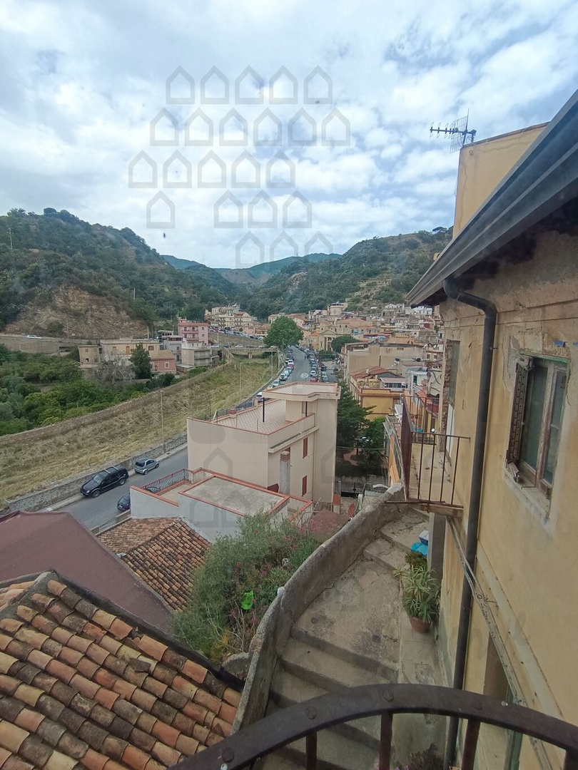 1 - venta casa messina sicilia italia