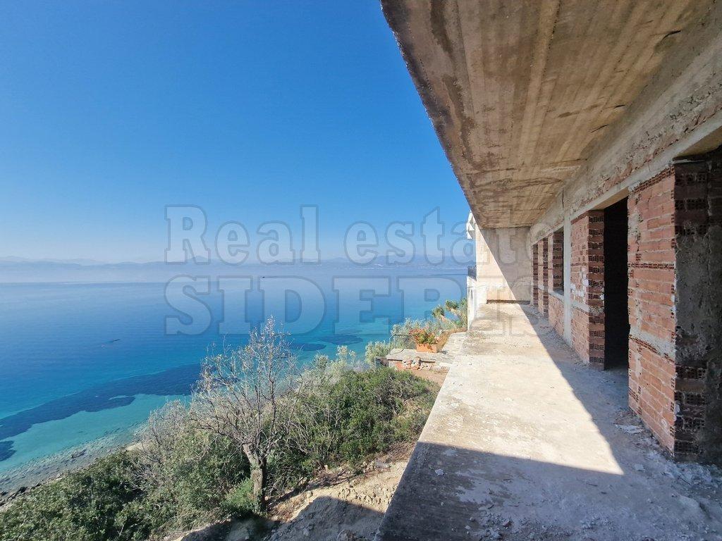 2 - verkauf haus direkt am wasser loutraki-perachora peloponnes griechenland